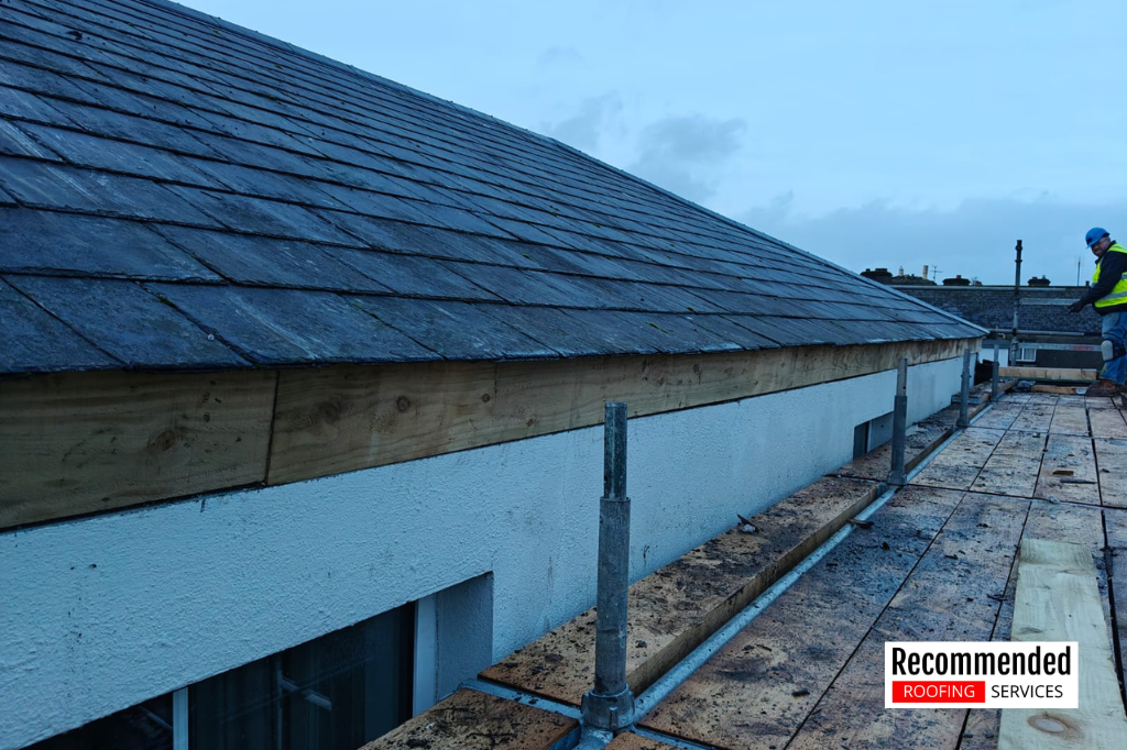 Roofing Installation Experts (1024 x 682 px)